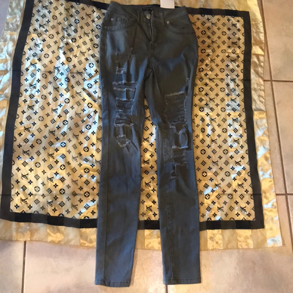 Gray Distressed Fashion Nova Jeans